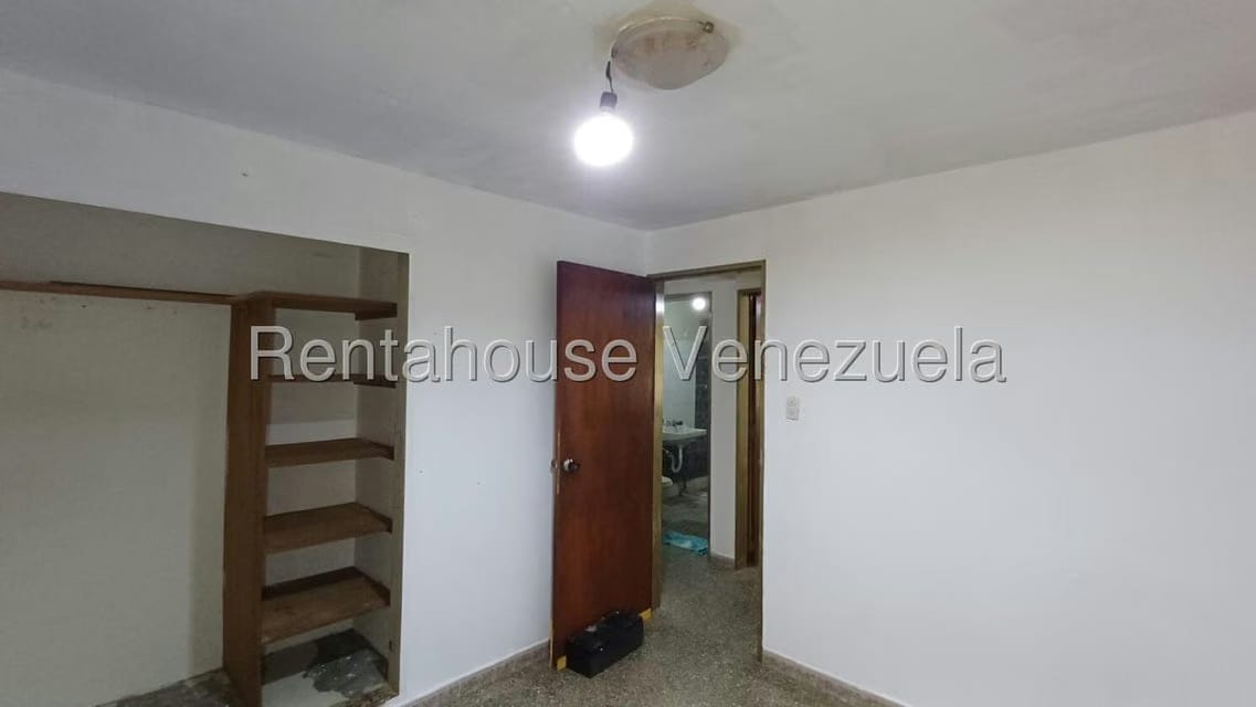 Apartamento (1 Nivel) en Alquiler en Conjunto Residencial Turmero, Aragua - 30