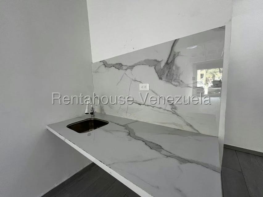 Comercial (Local Comercial) en Alquiler en Los Jarales, Carabobo - 16