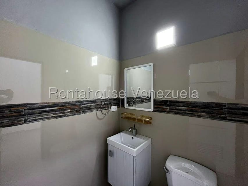 Comercial (Local Comercial) en Alquiler en Los Jarales, Carabobo - 17