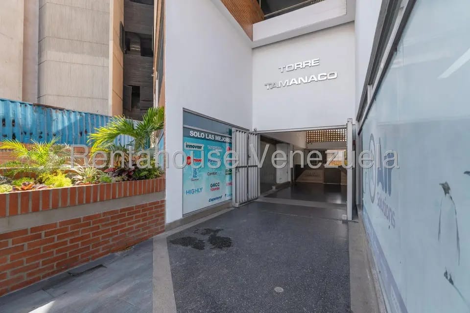 Comercial (Local Comercial) en Venta en El Rosal, Distrito Metropolitano - 3