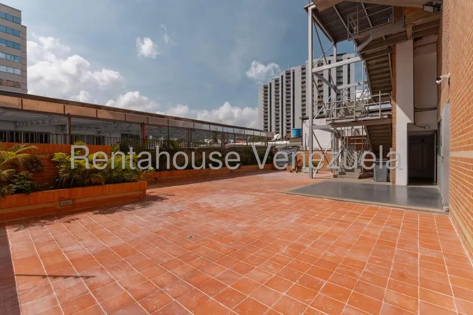 Comercial (Local Comercial) en Venta en El Rosal, Distrito Metropolitano - 26