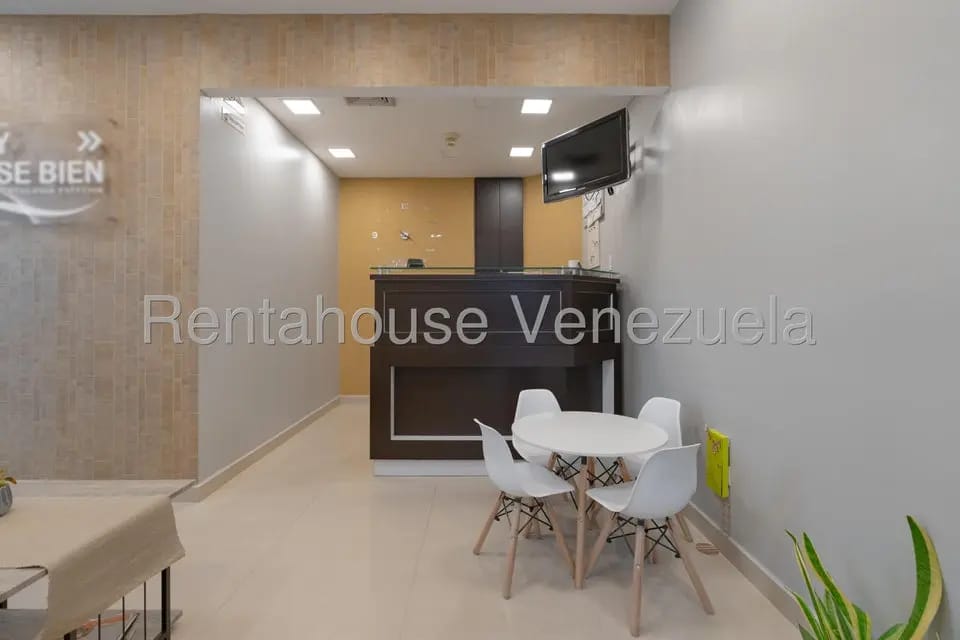 Comercial (Local Comercial) en Venta en El Rosal, Distrito Metropolitano - 7