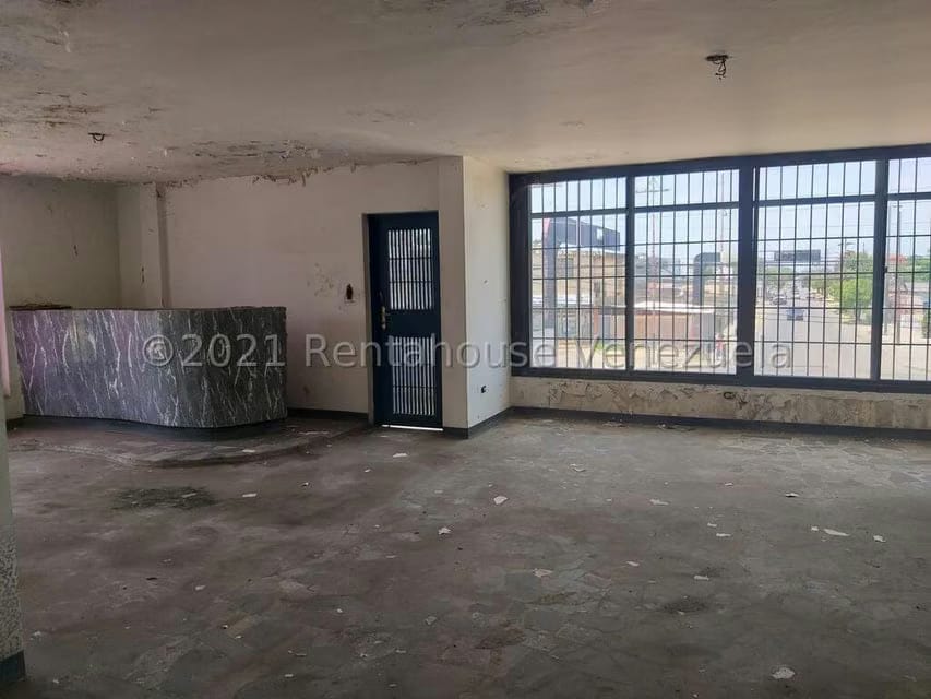 Comercial (Local Comercial) en Venta en Cumana, Zulia - 12