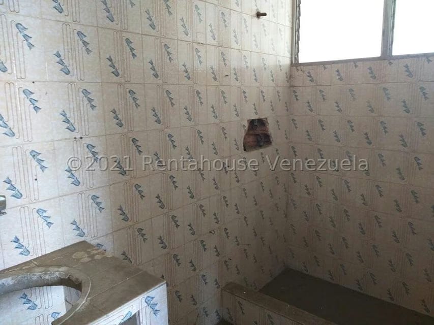 Comercial (Local Comercial) en Venta en Cumana, Zulia - 21