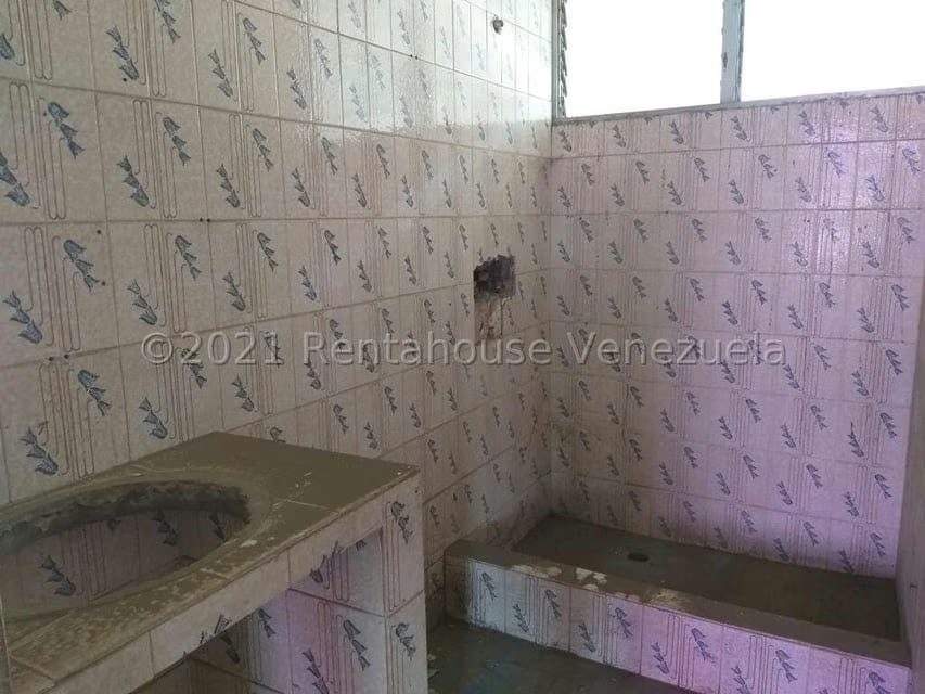 Comercial (Local Comercial) en Venta en Cumana, Zulia - 22