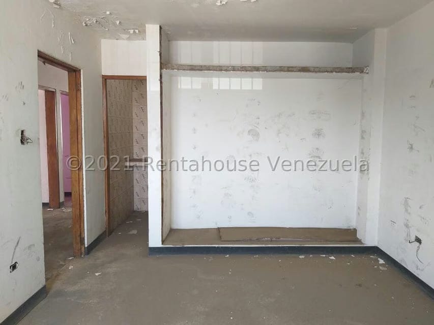 Comercial (Local Comercial) en Venta en Cumana, Zulia - 26
