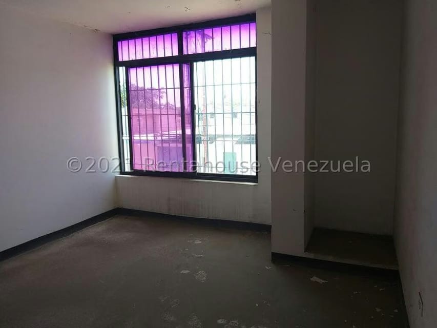 Comercial (Local Comercial) en Venta en Cumana, Zulia - 27