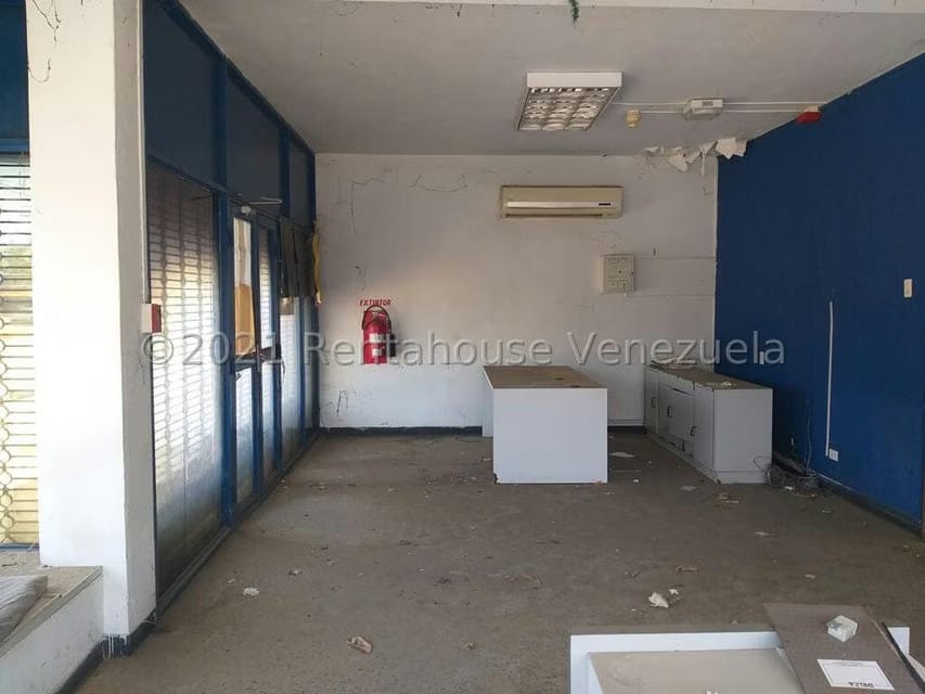 Comercial (Local Comercial) en Venta en Cumana, Zulia - 9