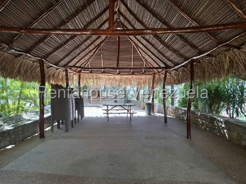 Apartamento (1 Nivel) en Venta en Las Esmeraldas, Distrito Metropolitano - 51
