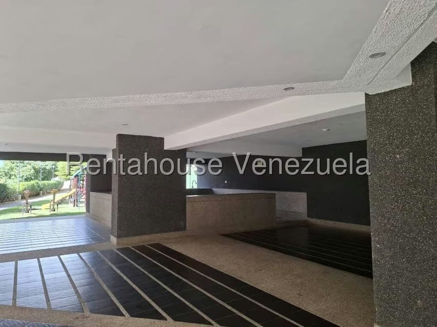 Apartamento (1 Nivel) en Venta en Las Esmeraldas, Distrito Metropolitano - 52