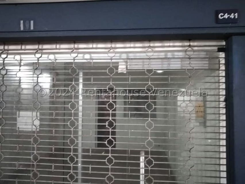 Comercial (Local Comercial) en Alquiler en Las Salias, Miranda - 3