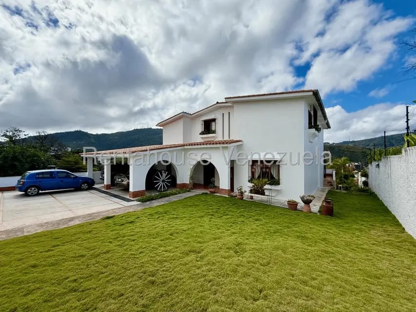 Casa (Multipes Niveles) en Venta en Lomas de La Trinidad, Distrito Metropolitano