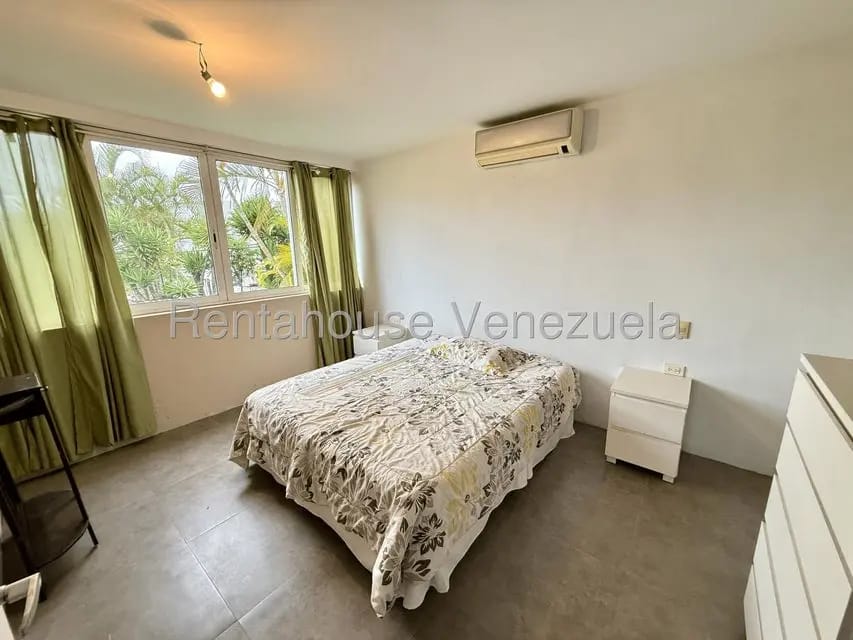 Casa (Multipes Niveles) en Venta en Lomas de La Trinidad, Distrito Metropolitano - 41