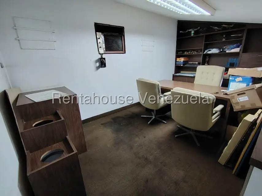 Comercial (Local Comercial) en Alquiler en El Paraiso, Distrito Metropolitano - 13