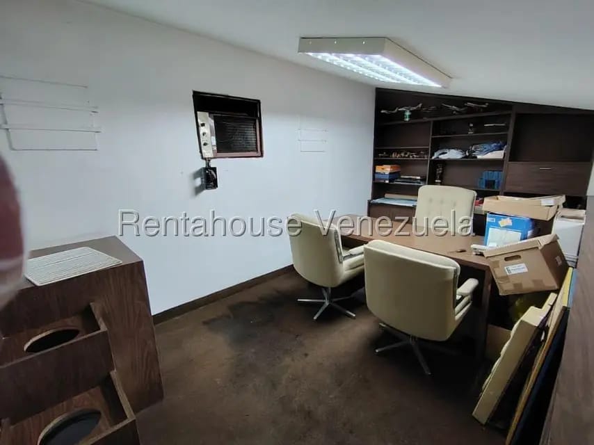 Comercial (Local Comercial) en Alquiler en El Paraiso, Distrito Metropolitano - 14