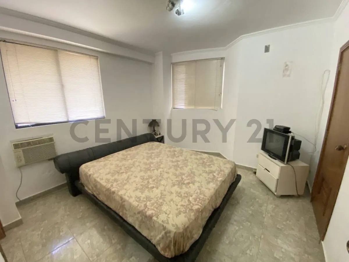 Apartamento en venta en Edificio Maria Victoria en Avenida Santa Rita, Maracaibo - 8