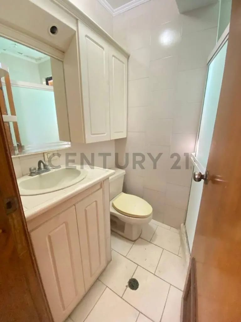 Apartamento en venta en Edificio Maria Victoria en Avenida Santa Rita, Maracaibo - 10