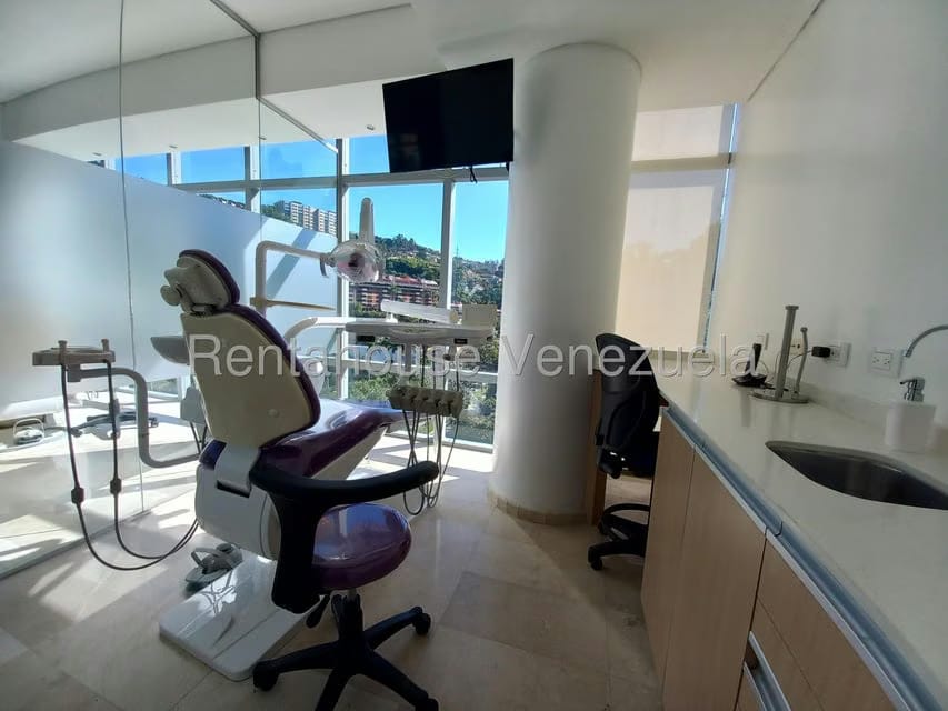 Comercial (Consultorio Medico) en Alquiler en La Trinidad, Distrito Metropolitano - 2