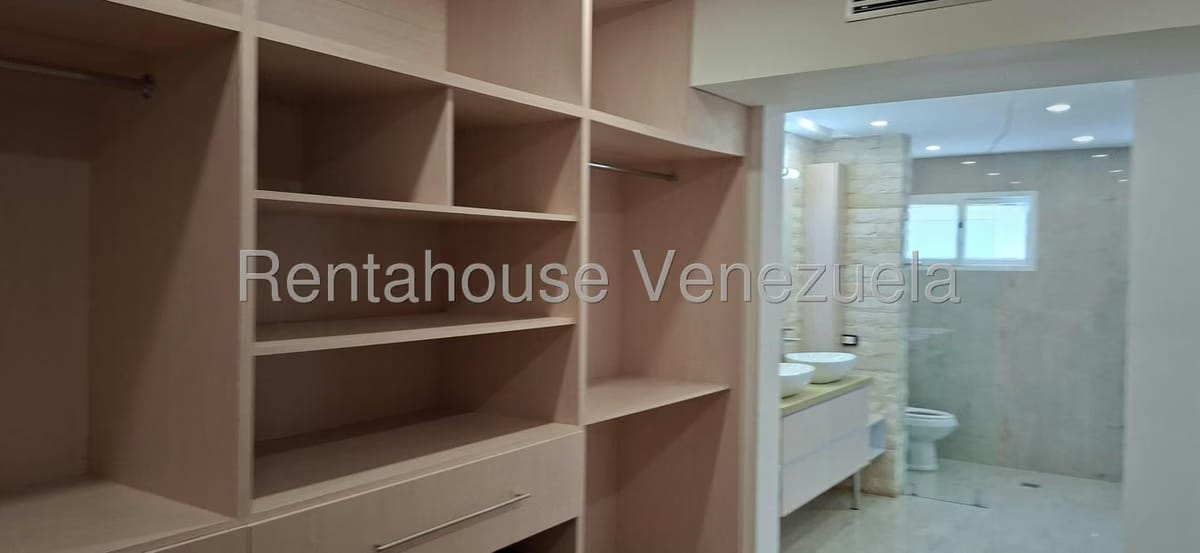 Casa (Multipes Niveles) en Venta en La Mara, Merida - 39