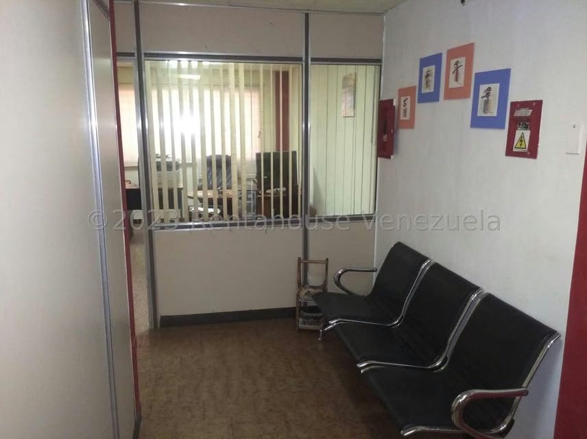 Comercial (Local Comercial) en Venta en Lomas del Este, Carabobo - 7