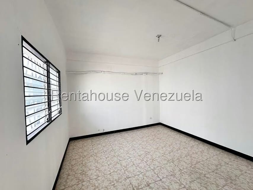 Comercial (Local Comercial) en Venta en Centro, Lara - 15