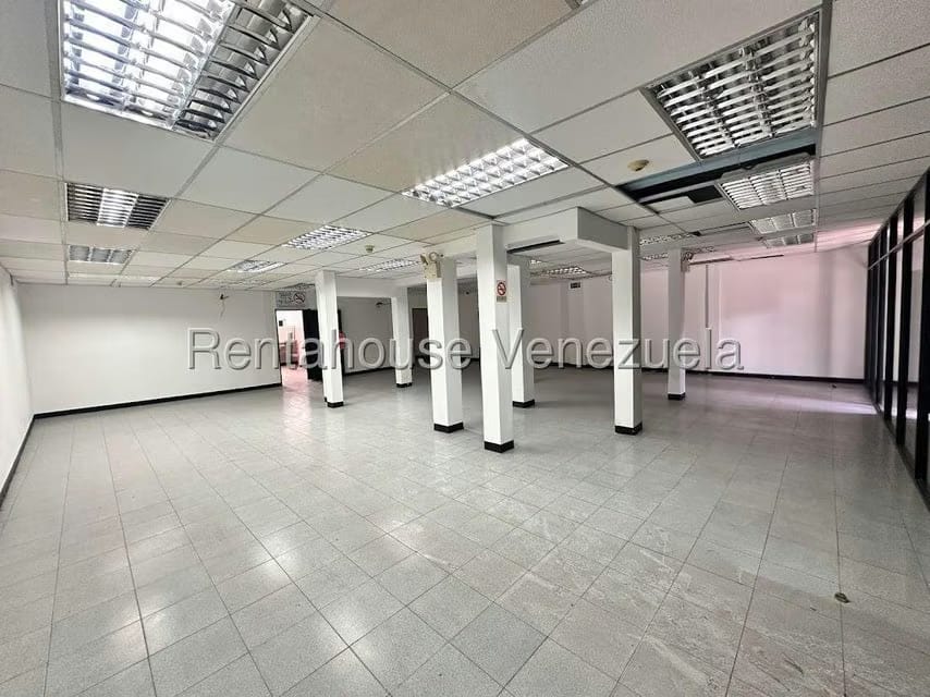 Comercial (Local Comercial) en Venta en Centro, Lara - 3