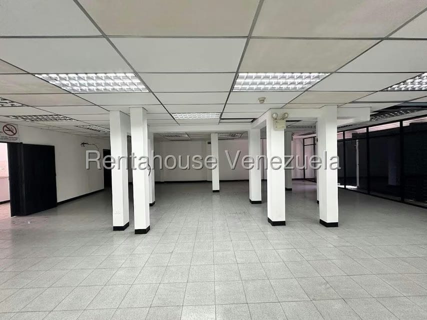 Comercial (Local Comercial) en Venta en Centro, Lara - 4