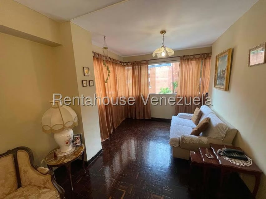 Apartamento (1 Nivel) en Venta en Los Naranjos del Cafetal, Distrito Metropolitano - 11