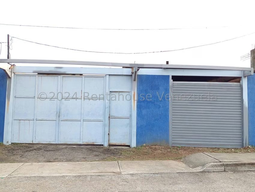 Comercial (Industrial) en Venta en Ave Cruz Paredes, Barinas
