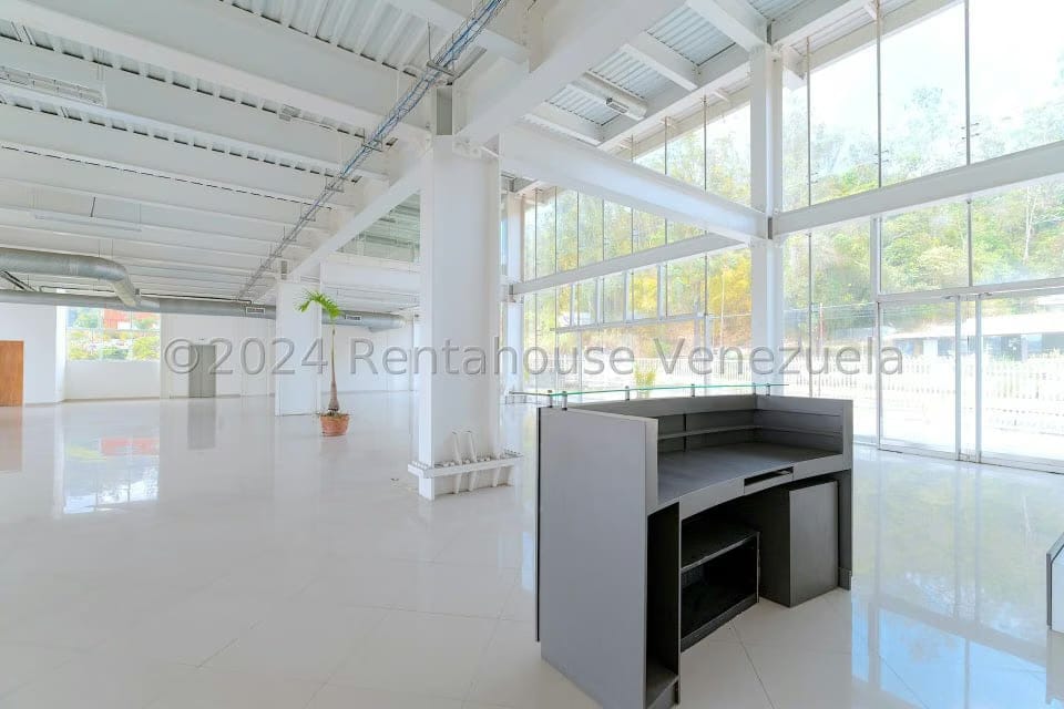 Comercial (Edificio) en Venta en Municipio Carrizal, Miranda - 12