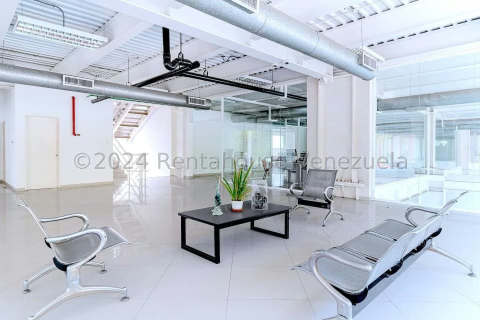 Comercial (Edificio) en Venta en Municipio Carrizal, Miranda - 19