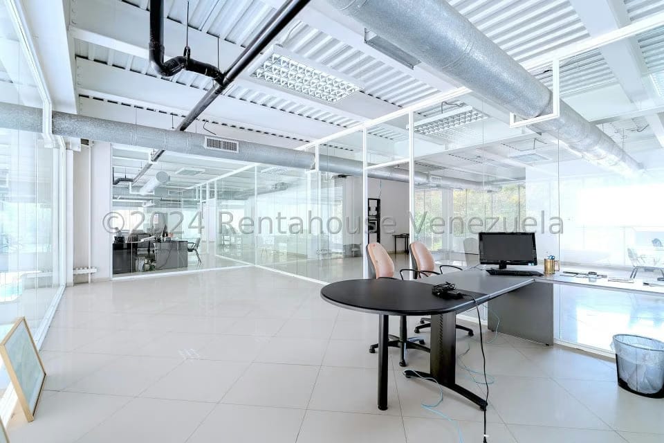 Comercial (Edificio) en Venta en Municipio Carrizal, Miranda - 23