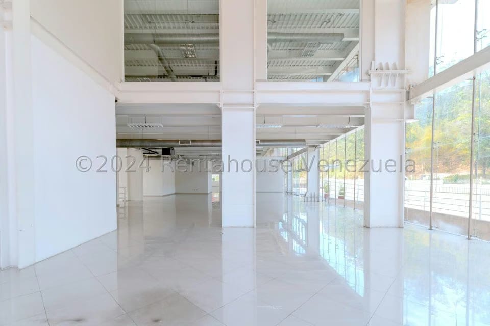 Comercial (Edificio) en Venta en Municipio Carrizal, Miranda - 4