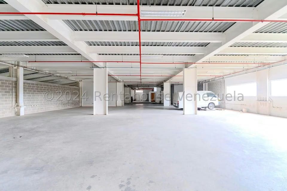 Comercial (Edificio) en Venta en Municipio Carrizal, Miranda - 39