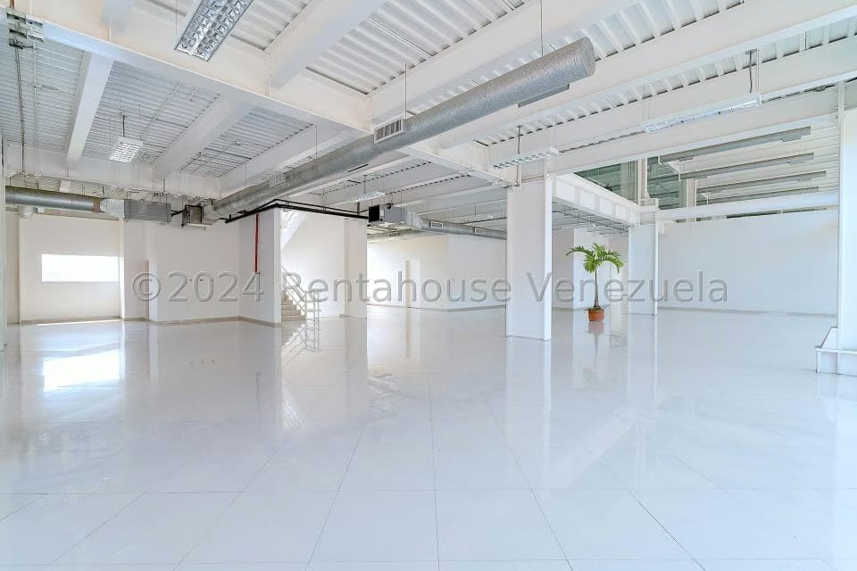 Comercial (Edificio) en Venta en Municipio Carrizal, Miranda - 5