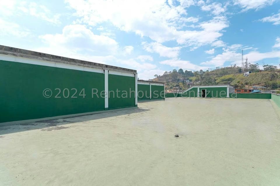 Comercial (Edificio) en Venta en Municipio Carrizal, Miranda - 43