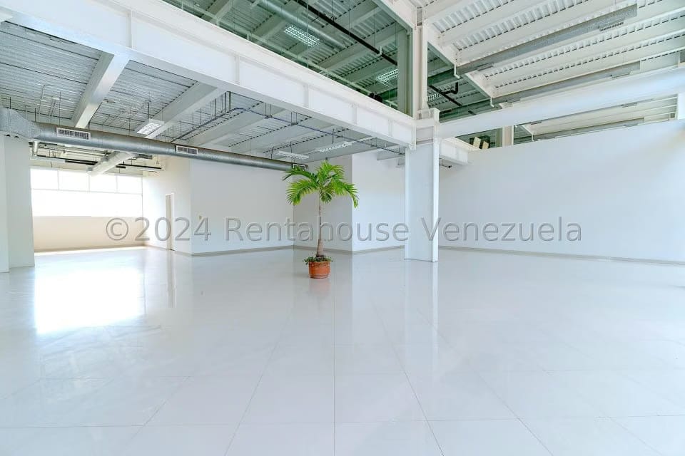 Comercial (Edificio) en Venta en Municipio Carrizal, Miranda - 6