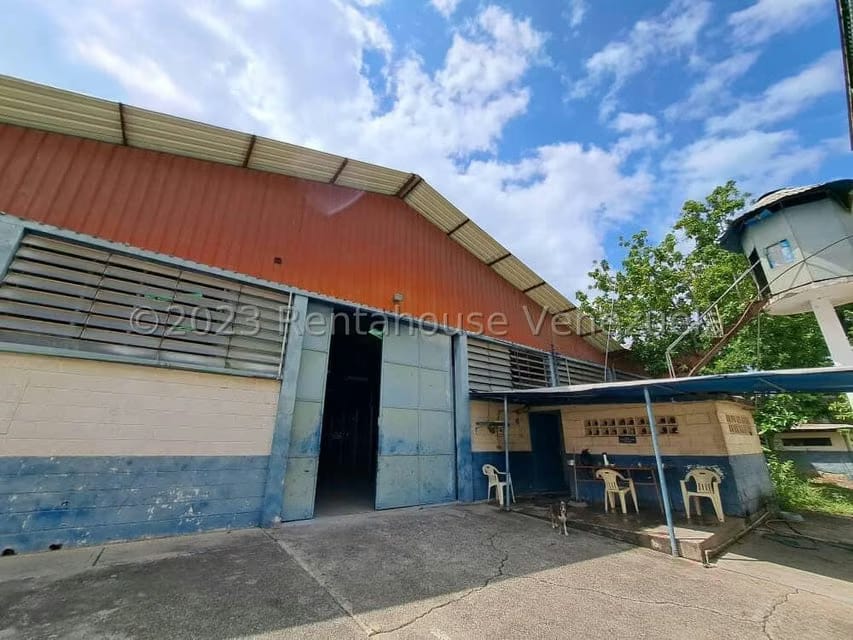 Comercial (Local Comercial) en Venta en Santa Rosa de Charallave, Miranda - 24