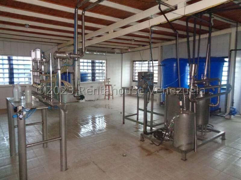 Comercial (Local Comercial) en Venta en Parroquia Catedral, Lara - 12