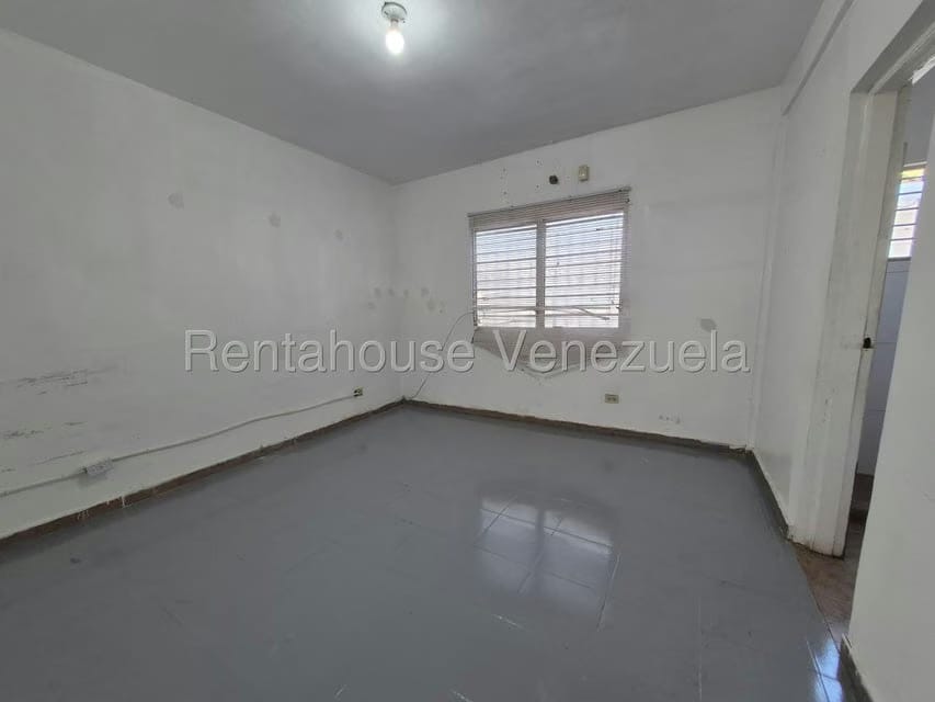 Comercial (Galpon - Deposito) en Alquiler en Nuevo Pueblo, Falcon - 6