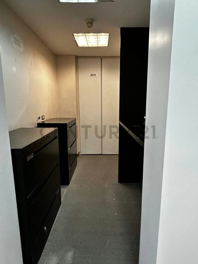 RCh - Alquiler de Oficina en Santa Eduvigis, Torre Poliprima - 12
