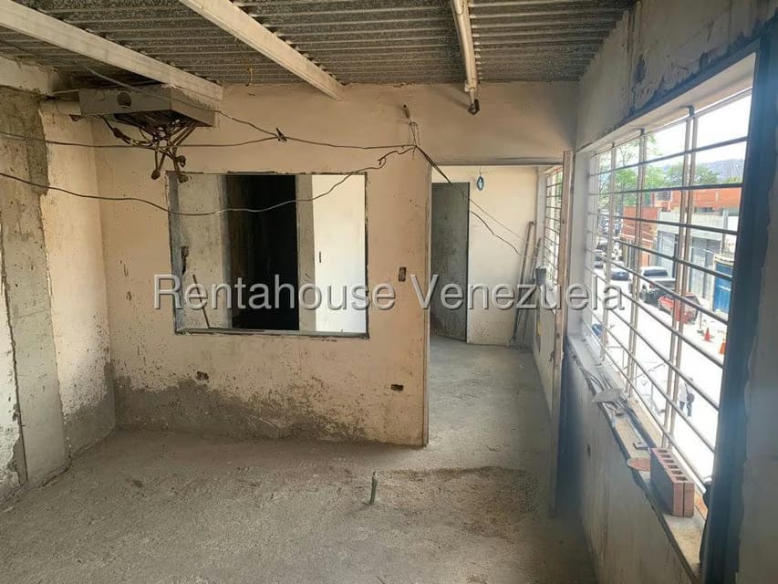 Comercial (Local Comercial) en Alquiler en Los Rosales, Distrito Metropolitano - 3