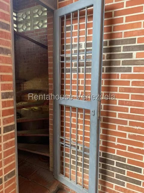 Comercial (Local Comercial) en Alquiler en Los Rosales, Distrito Metropolitano - 5