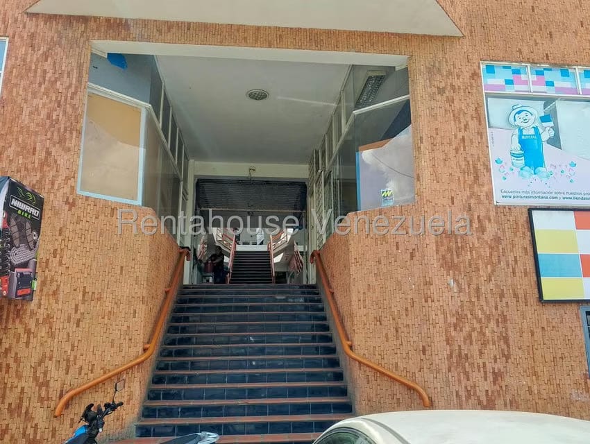 Comercial (Local Comercial) en Alquiler en Centro, Lara - 14