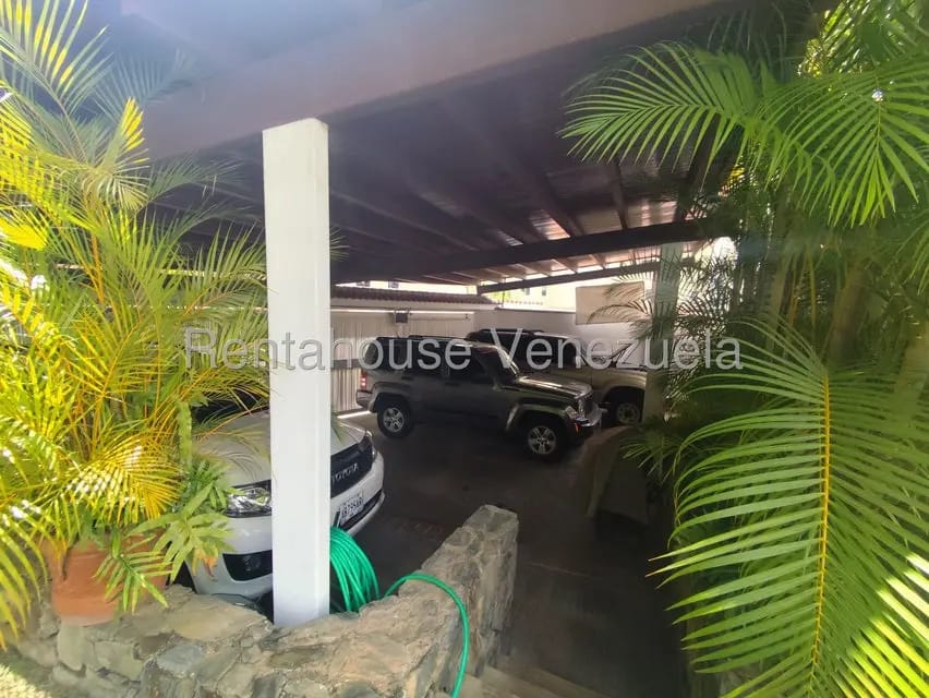 Apartamento (1 Nivel) en Alquiler en Colinas de Bello Monte, Distrito Metropolitano - 14