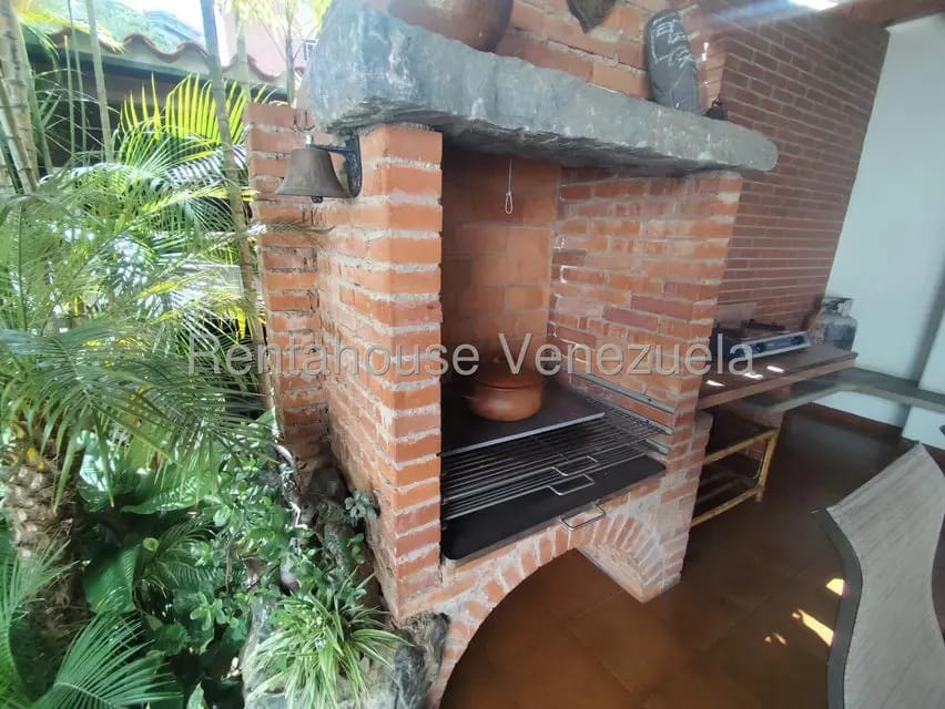 Apartamento (1 Nivel) en Alquiler en Colinas de Bello Monte, Distrito Metropolitano - 17