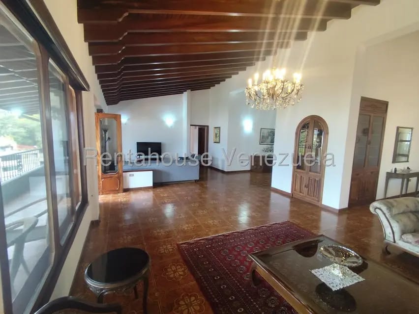 Apartamento (1 Nivel) en Alquiler en Colinas de Bello Monte, Distrito Metropolitano - 38