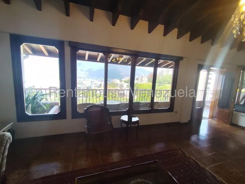 Apartamento (1 Nivel) en Alquiler en Colinas de Bello Monte, Distrito Metropolitano - 41