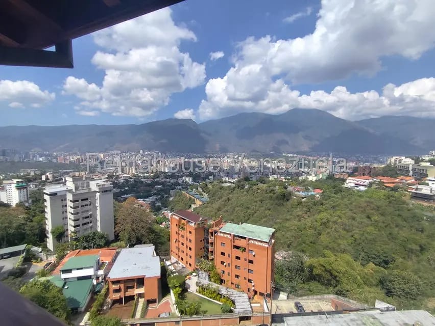 Apartamento (1 Nivel) en Alquiler en Colinas de Bello Monte, Distrito Metropolitano - 48