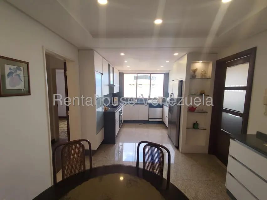 Apartamento (1 Nivel) en Alquiler en Colinas de Bello Monte, Distrito Metropolitano - 62